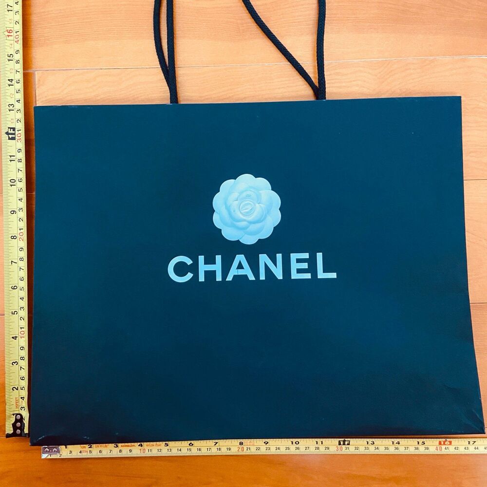 Chanel w/ Camellia Paper Shopping Bag - black large (16.75" x 13" x 5") [B]